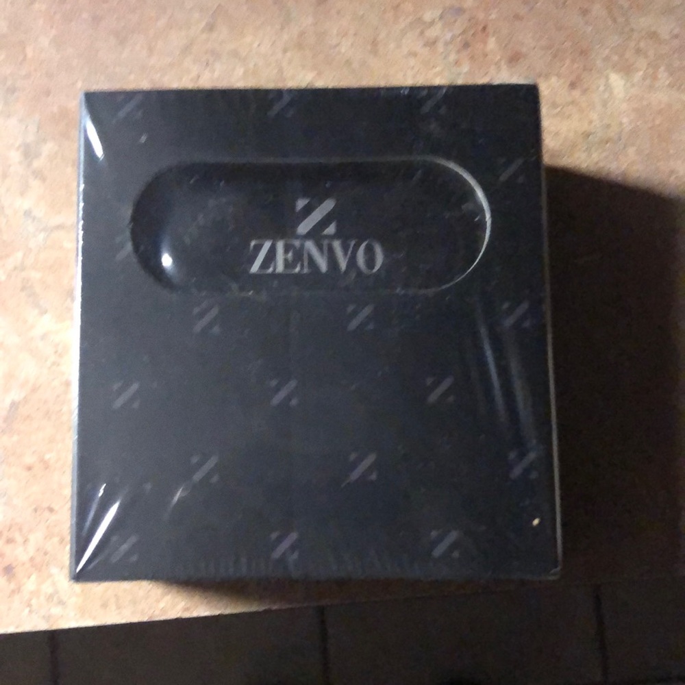 Zenvo ear buds